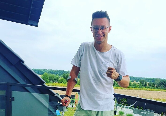Kuba Urbański - Playboys przekazał wieści o stanie swojego zdrowia po bardzo groźnym wypadku! Fani disco polo wstrzymali oddech! 