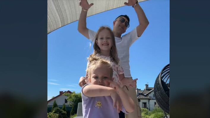 Kuba Urbański z Playboys podbija TikToka z córkami! Nic słodszego nie zobaczycie! VIDEO