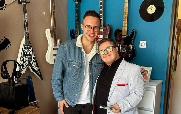 Kuba Urbański z Playboys pokazał wielkie serce: Niespodzianka dla młodego wielbiciela