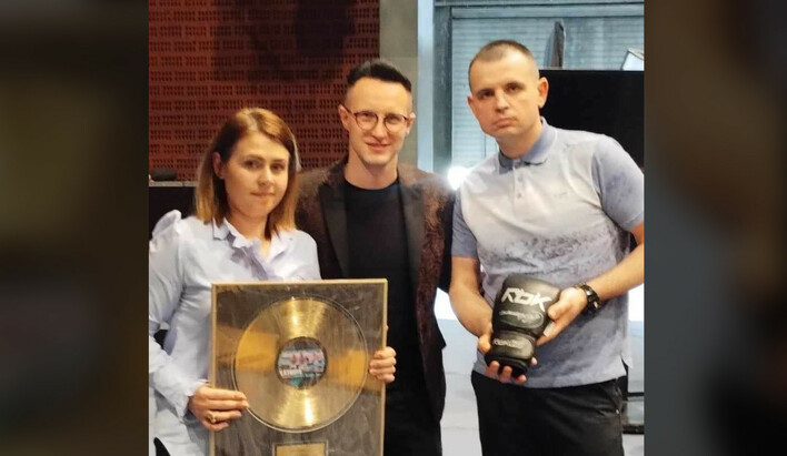 Kuba Urbański z Playboys wspiera akcję charytatywną! Znów pokazał wielkie serce! Kwoty zwalają z nóg!