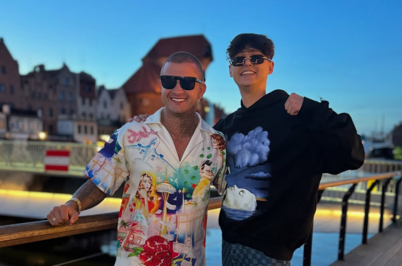 Kumi i Dawid Narożny zaskakują nowym hitem! ”Bim Bam Bom”! Zobacz przedpremierę! 

