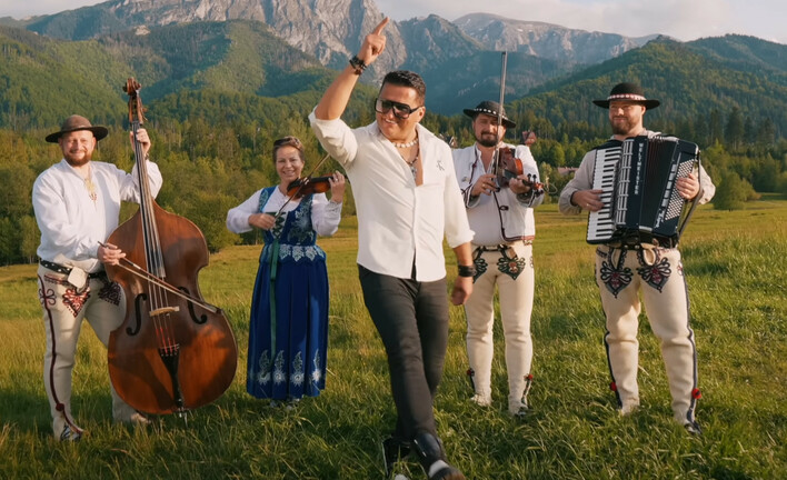 „Lato w górach” to nowość od Kordiana, która szybko zyskała popularność na YouTube