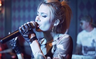 Lava - Alvaro | Premiera klipu | Niezwykły debiut