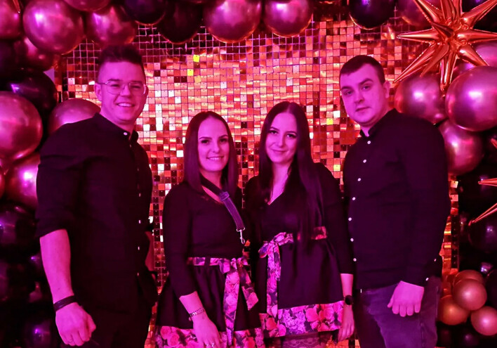 Lawina komentarzy! Uwielbiana formacja disco polo Massive zgarnęła właśnie fortunę. Wygryzą TOPowe gwiazdy?! 