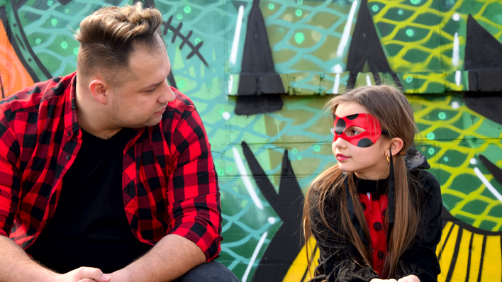 Legendarna "Plastikowa biedronka" odświeżona! Posłuchajcie nowego hitu disco polo!