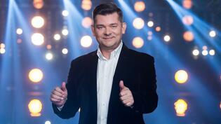 Co się stało?! Zenon Martyniuk zmienia wizerunek! Wygląda rewelacyjnie!