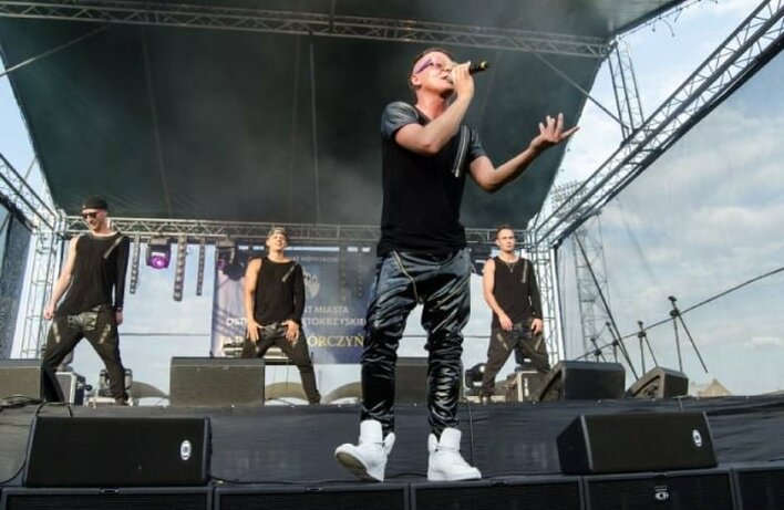 Lider grupy Milano wraz ze swoim największym sercem zachwyca fanów. Dlaczego? | VIDEO