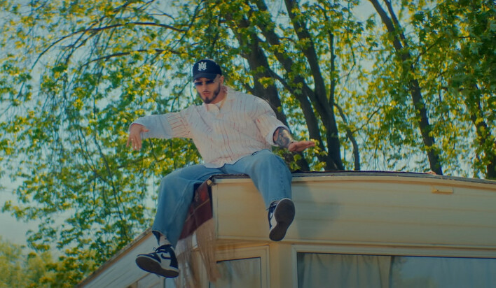 Łobuzy ponownie podbijają scenę! Nowy hit „Chodź ze mną” rozgrzewa już parkiety! Wygryzą TOPowe gwiazdy?! 