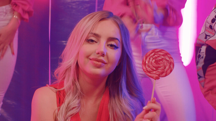 Lollipop nowym hitem disco polo?! Nowość podbija internet i znaną aplikację! Użytkownicy masowo nagrywają filmiki! 
