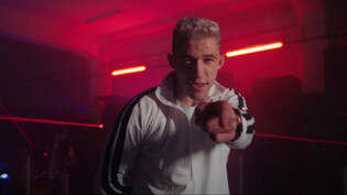 „Lubiła tańczyć„ - hit DiscoBoys, który powala na kolana! Posłuchajcie nowej wersji