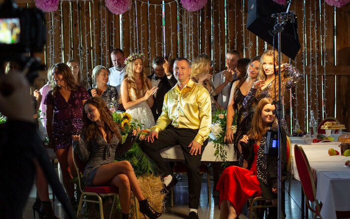 Łukasz Pawlikowski zaskakuje nowością „Weselny Szał”. To będzie hit parkietów