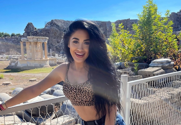 Ma najlepszą figurę w branży? Mogą jej zazdrościć?! Znana wokalistka disco polo bawi się na wakacjach!