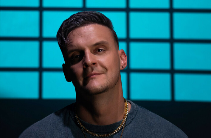 Maczo zachwycił publikę w klubie Explosion wykonaniem „Fajna panienka”

