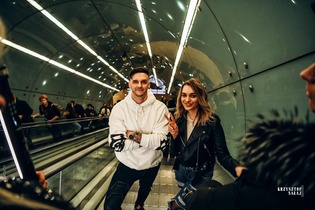 Maczo zaskakuje fanów - premiera Oldschoolowej wersji swojego hitowego utworu „Sąsiadka vis-a-vis„!