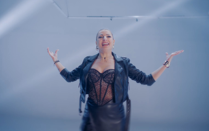 Magda Narożna mocno rozebrana w skórze i koronkach z ogromnym dekoltem! Zobacz HOT fotki! 