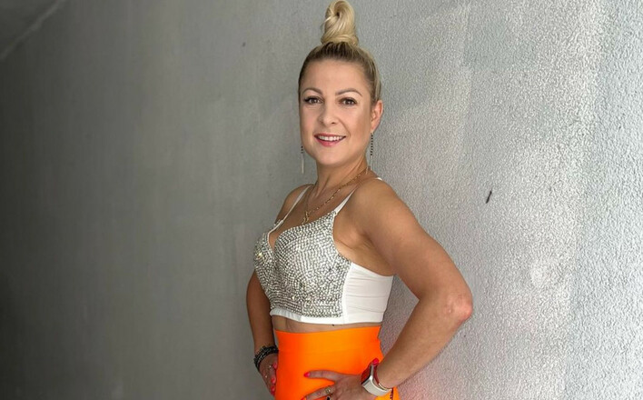 Magda Narożna nago?! Gwiazda disco polo zachwyca kształtami! Fani „po prostu Afrodyta„ To najpiękniejsza kobieta w branży?