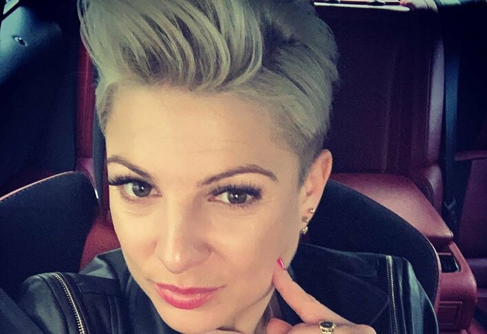 Magda Narożna (Piękni i Młodzi) pokazała pośladki! Królowa disco polo wygląda niesamowicie!