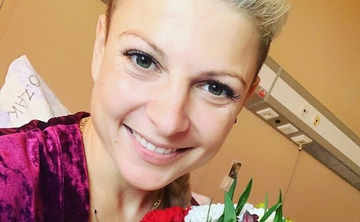Bakteria przyczyną gorączki i duszności Magdy Narożnej! Gwiazda disco polo wciąż przebywa w szpitalu! 