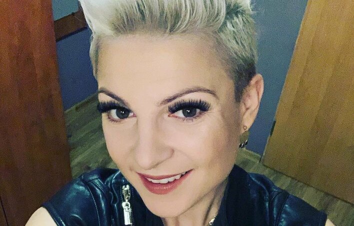 Magda Narożna(Piękni i Młodzi) szokuje! Zobacz jak wyglądała gwiazda disco polo!