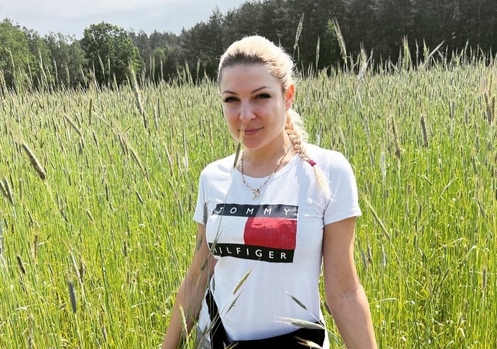 Magda Narożna w objęciach tajemniczego mężczyzny! Szokujące zdjęcie trafiło do sieci Fani: „Krzysztof może być zazdrosny„