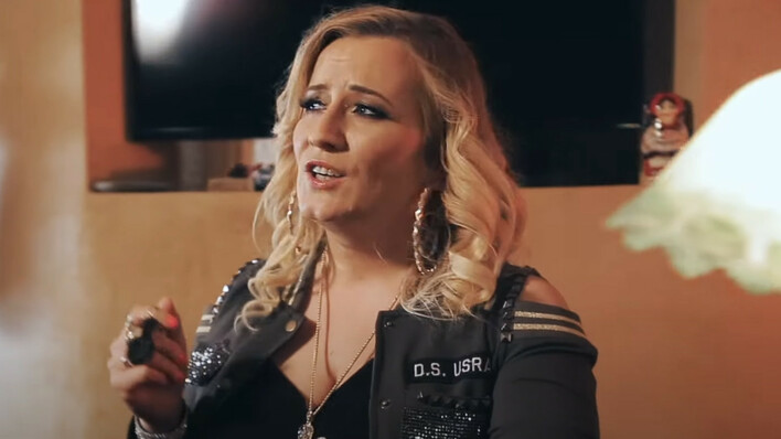 Magda Niewińska w nowej odsłonie - słyszeliście już nową wersję „Samotności„?