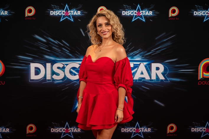 Magdalena Megi Muczyńska w półfinale DiscoStar. Kim jest wokalistka? 