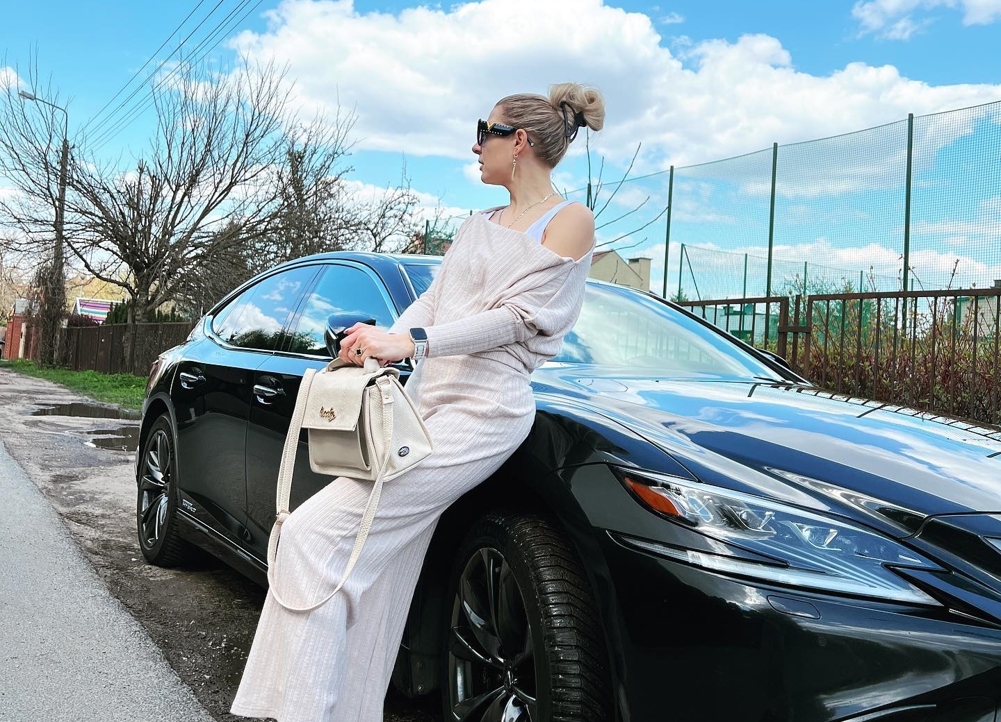 Magdalena Narożna i jej wypasiony Lexus! To auto kosztuje krocie! | ZDJĘCIA