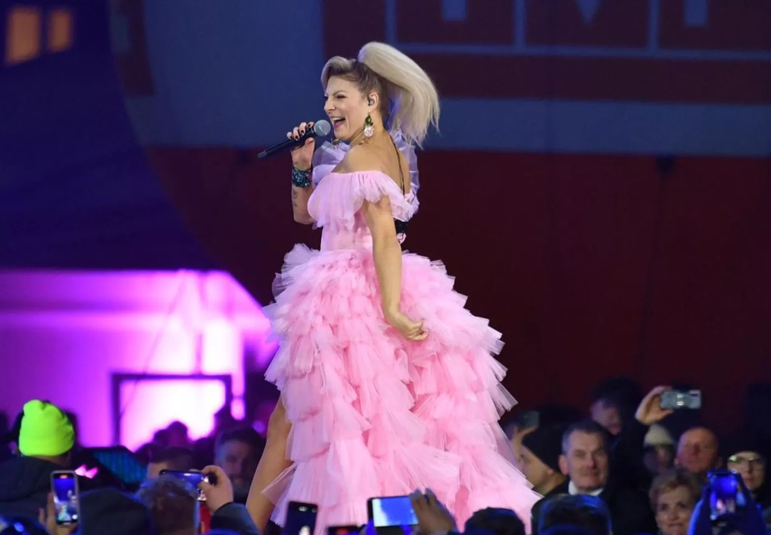 Piękni i Młodzi gwarantuję Magdzie Narożnej miliony?! Gwiazda może pochwalić się niezłą sumką!