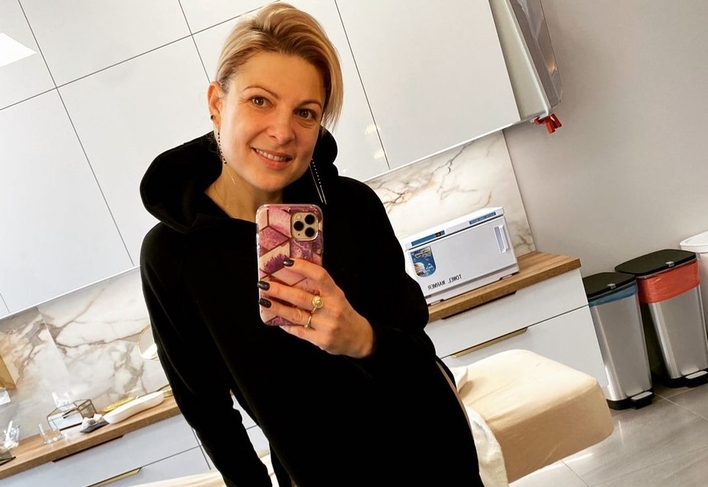 Wyglądają jak dwie krople wody! Magda Narożna Piękni i Młodzi w objęciach z ukochaną córką! 