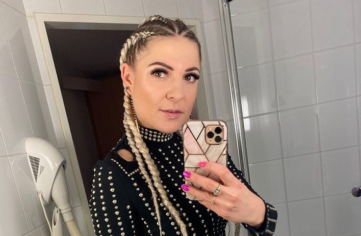 Magdalena Narożna Piękni i Młodzi odsłoniła swój wyjątkowy tatuaż! Gwiazda disco polo pokazuje go tylko nielicznym! 