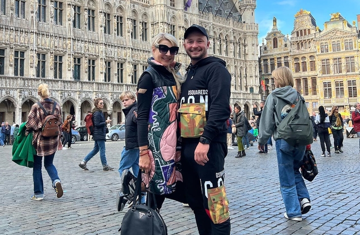 Magda Narożna opuściła kraj! Gwiazda disco polo wróciła z Turcji i pojechała do Brukseli! Towarzyszy Jej ukochany! 