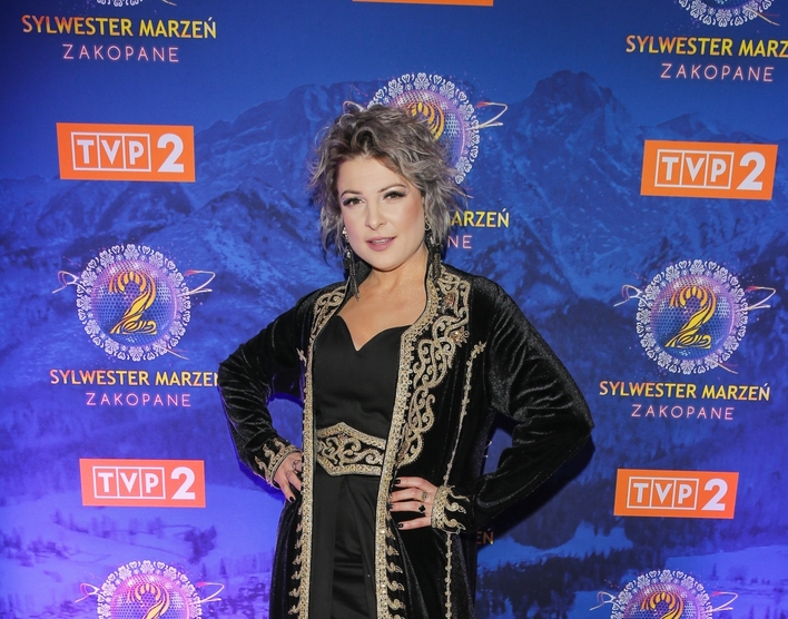 Magdalena Narożna Piękni i Młodzi najlepiej ubraną artystką podczas Sylwestra Marzeń w Zakopanem? ZDJĘCIA