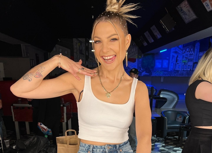 Magdalena Narożna Piękni i Młodzi wygląda jak nastolatka! Tak wygląda ikona muzyki disco polo