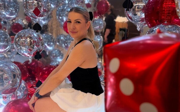 Magdalena Narożna prezentuje nowy utwór ”Słodkie chwile”! Zobacz przedpremierę! 