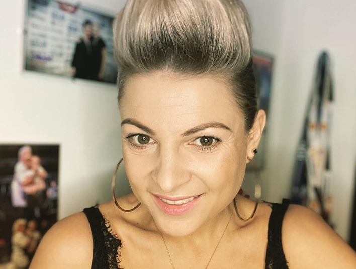 Wodne igraszki Magdaleny Narożnej! Gwiazda disco polo kusi ciałem w wannie! 