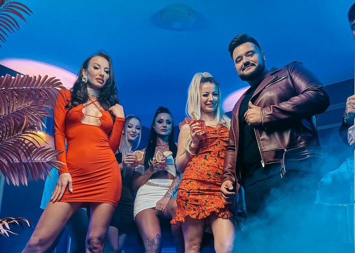 Mamy przedpremierę! Joker z nowością pt. „Sztos Panienka„