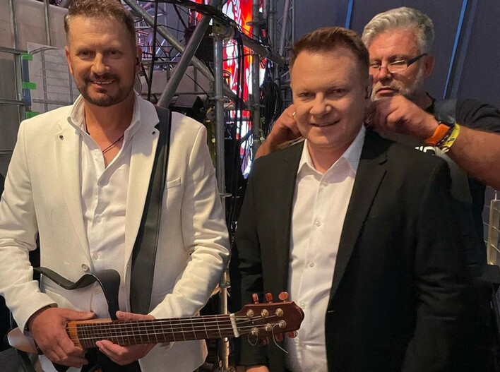 Mamy VIDEO! Grupa Classic Mariusz Winnicki i Robert Klatt zdeklasowali tym konkurencję! Zaskakujący występ na Festiwalu Weselnych Przebojów 2022