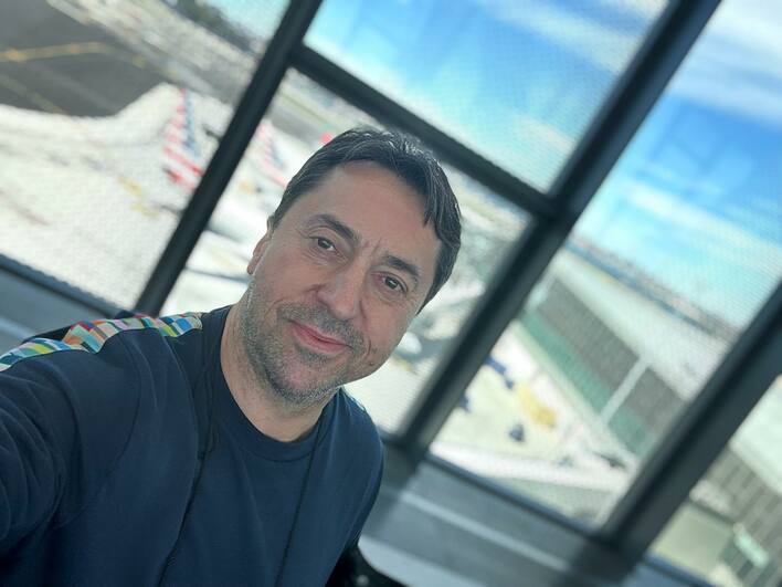 Był bożyszczem nastolatek?! Tak wyglądał Marcin Miller w wieku 25 lat! Wyjątkowe nagranie podbija internet! 