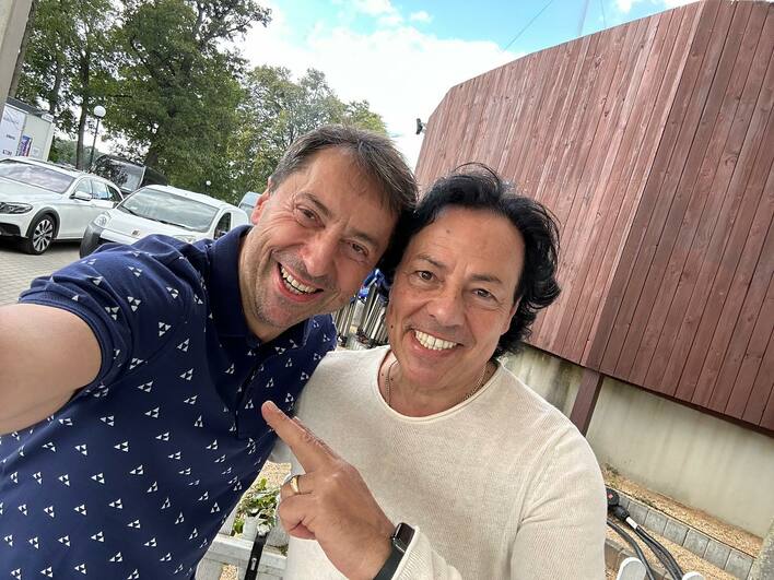 Marcin Miller Boys w duecie z legendą włoskiej piosenki Francesco Napoli! Zobaczcie ich wspólne nagranie!