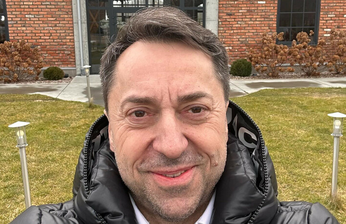 Marcin Miller i zespół Boys znów zaskakują fanów! Premiera "A propos"
