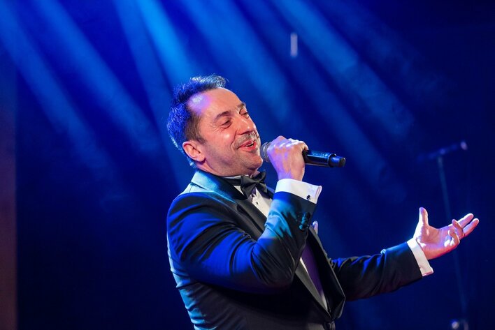 Marcin Miller z zespołu Boys - najważniejsze informacje o wokaliście disco polo! Żona, dzieci, majątek, samochody, instagram