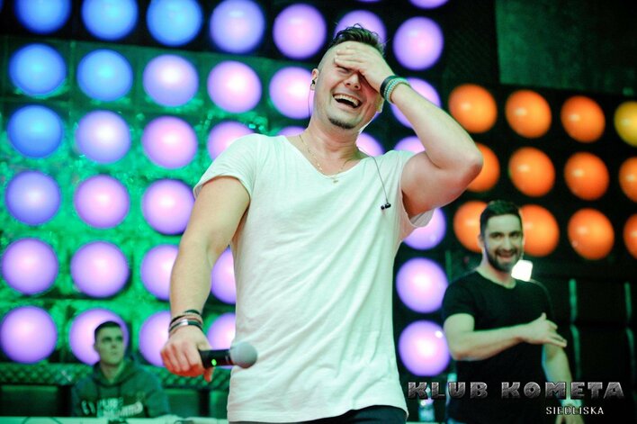 Marek pod ostrzałem. Trudne pytania od fanów. Co na to EFFECTowny wokalista?!