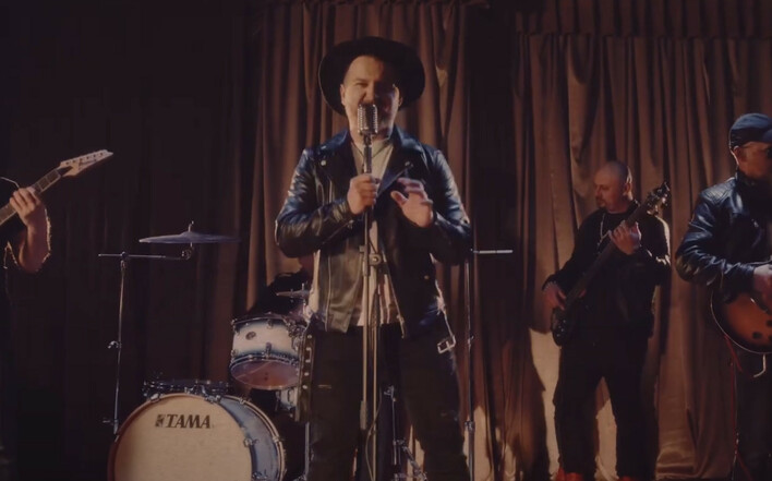 Mariusz Gralak odszedł z zespołu Selfie? Posłuchaj jego niezwykłego projektu! 
