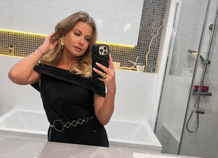 Marlena Sztando pokazała nowe zdjęcie w cekinowej mini. Czy to najodważniejsza sesja wokalistki Dziewczyn