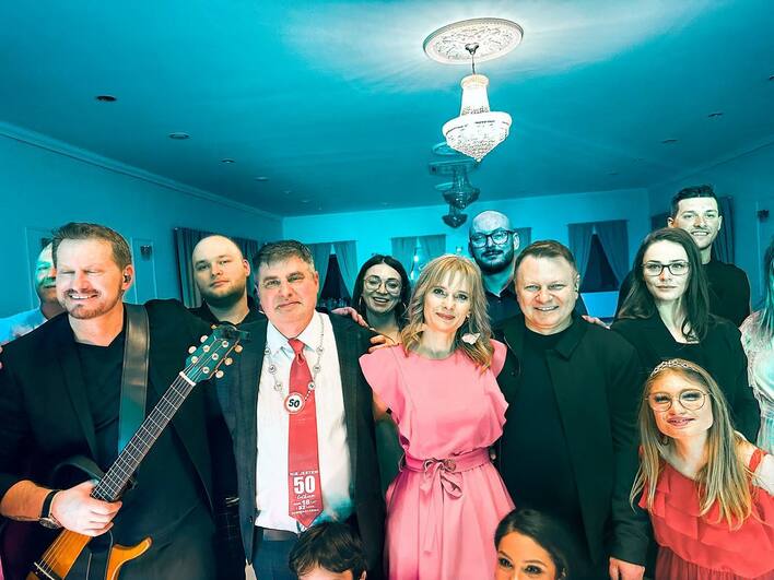 Marzenie milinów Polaków! Zespół Classic zagrał prywatny koncert z wyjątkowej okazji! To wydarzenie przejdzie do historii! 