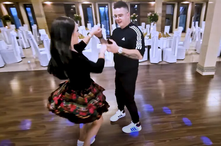 Massive - Podbija scenę Disco Polo nowym nagraniem! Zobaczcie ten taniec to prawdziwy hit internetu!