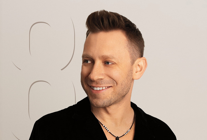 Masters z nowym albumem „8” – Paweł Jasionowski prezentuje najnowszą płytę