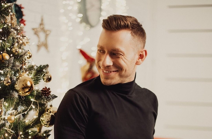 Znany gwiazdor disco polo podsumował swoją karierę! W styczniu wylatuje do Miami! Nagra tam duet!