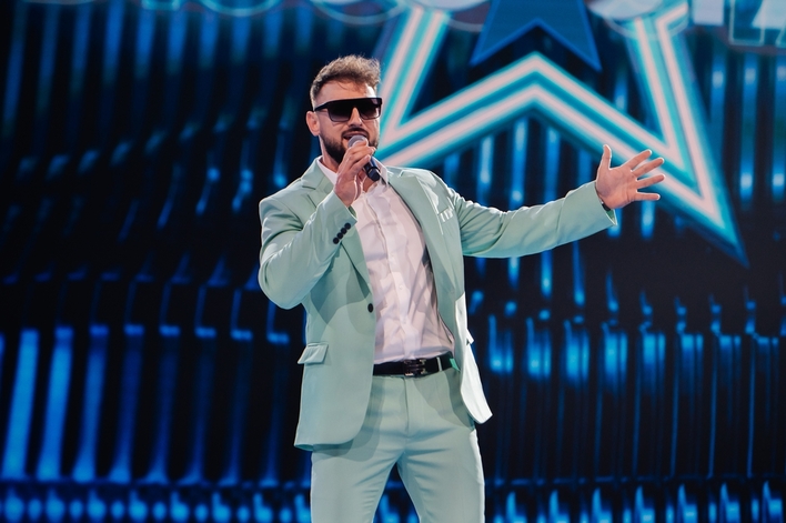 Mateusz Dudkowski zachwycił w „Disco Star 2026”. Czy piosenka „Nie dowiemy się” da mu finał?