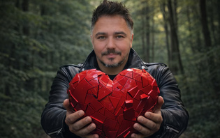 Mateusz Rajski - „Bo ty jesteś”. Czy to nowy hit na pierwszy taniec?